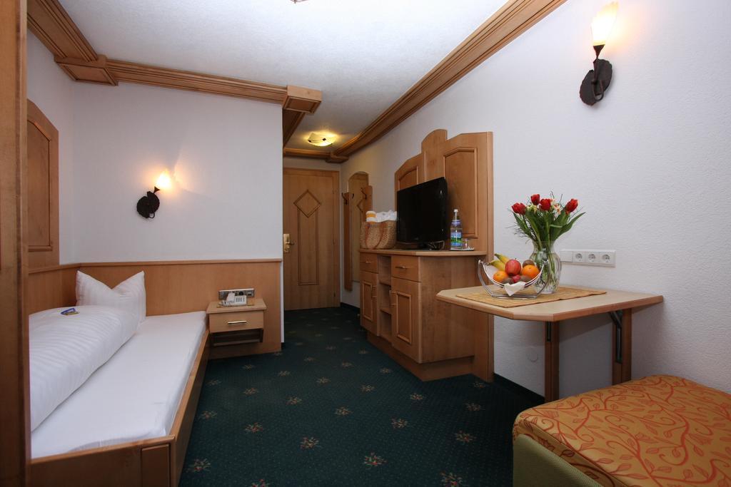Alphotel Garni Salner Ischgl Exteriér fotografie