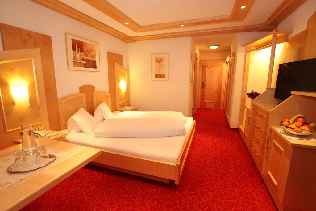 Alphotel Garni Salner Ischgl Exteriér fotografie